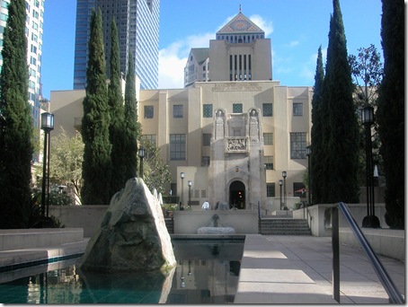 Los Angeles Public Library 