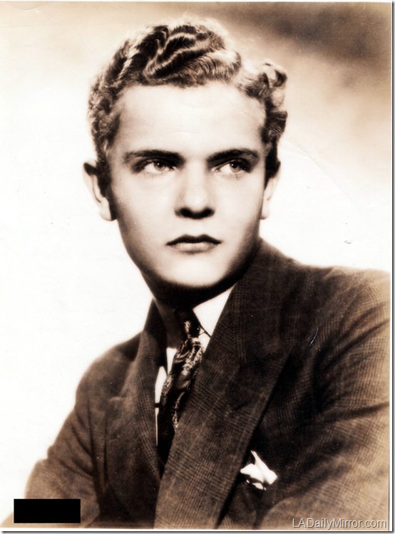 2011_0910_mystery_photo