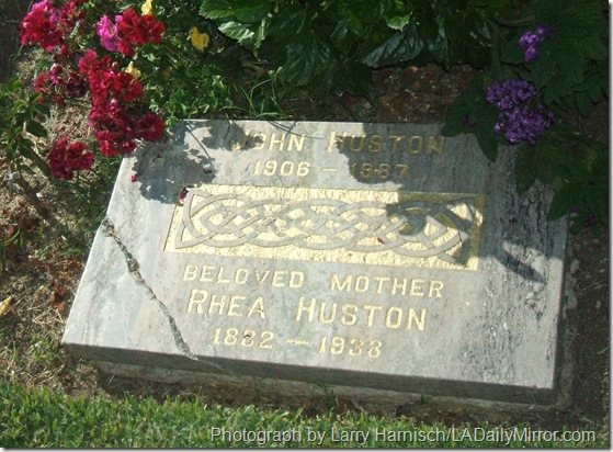 2011_1002mirror_lunch0006