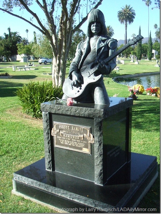 2011_1002mirror_lunch0012