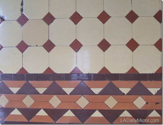 2011_1030_mystery_photo