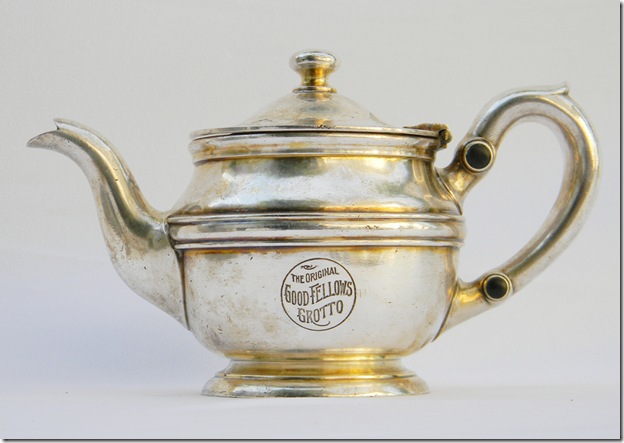 goodfellows_grotto_teapot