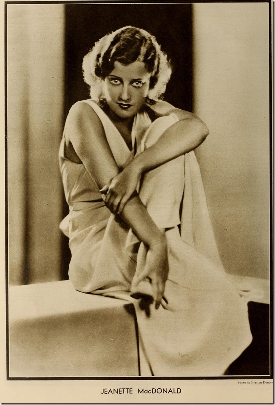 newmoviemagazine05weir_0390