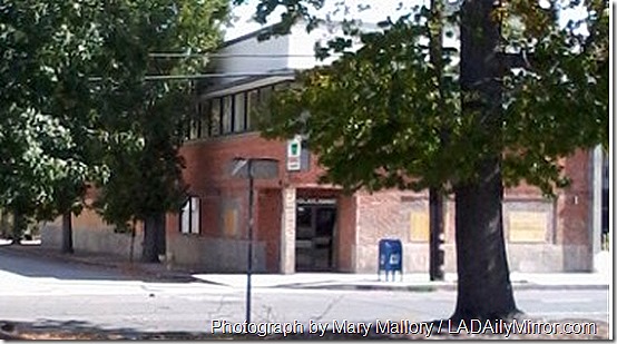 4418 Lankershim Octo 2016 Side Front 4418 Lankershim Octo 2016 Side Front