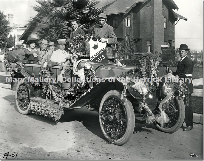 Sleuths at the Floral Parade 