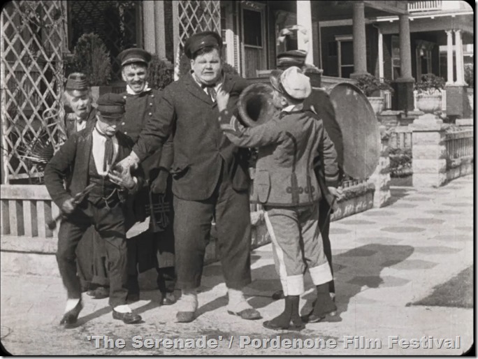 3_Hardy_The_Serenade