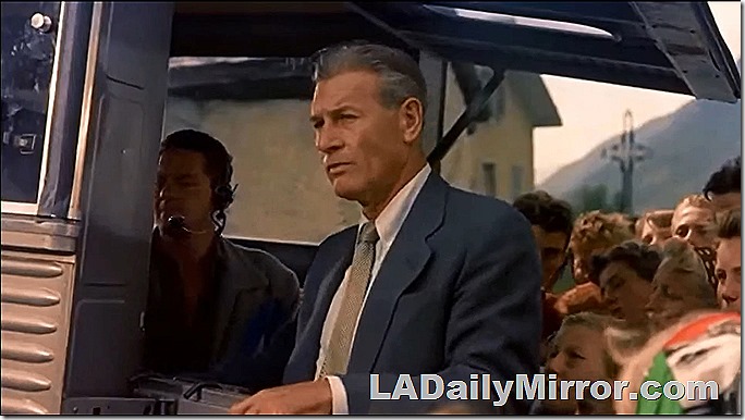 Distinguished man in suit and tie. 