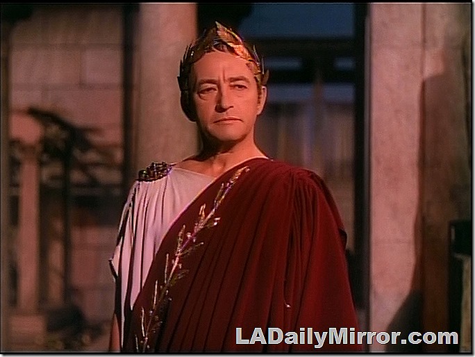 Mysterious Roman emperor doing mysterious Roman emperor things. 