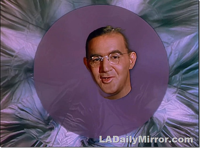 Mystery guest as disembodied head. Mystery guest as disembodied head.